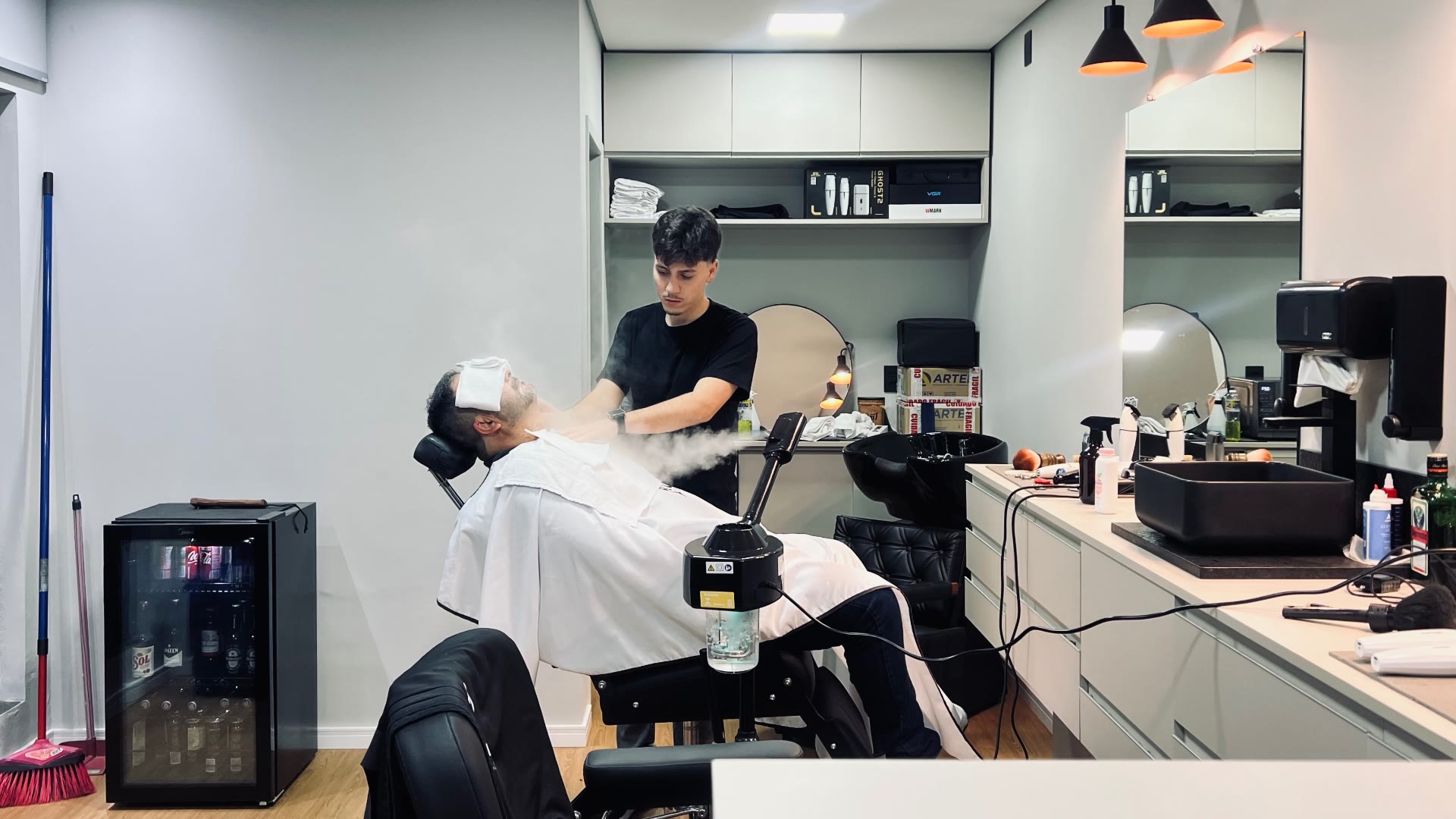 Atendimento na Felino Barbearia